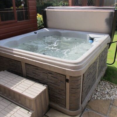 G2Hot Tub