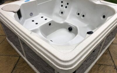 G2 hire hot tub at customers house.