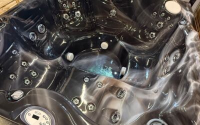 Jacuzzi J-235 Hot tub