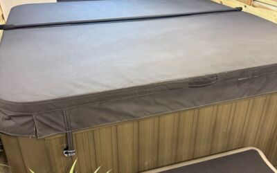 Jacuzzi J-235 Hot tub
