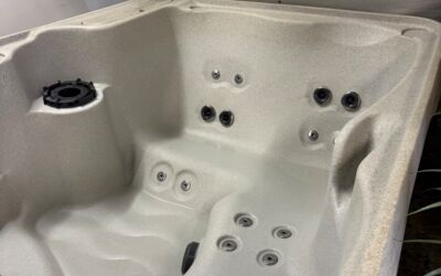 Freeflow Azure Hot Tub