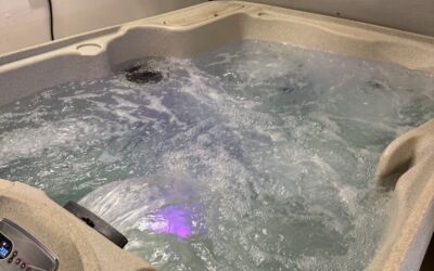 Freeflow Azure Hot Tub