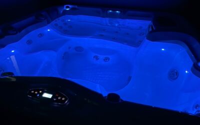 Sundance Bristol Hot Tub 2017