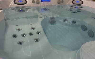 Jacuzzi J335  - 2019