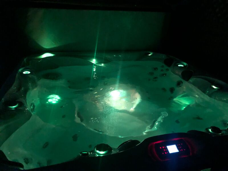 Evolution S2 Hot TubHot Tub