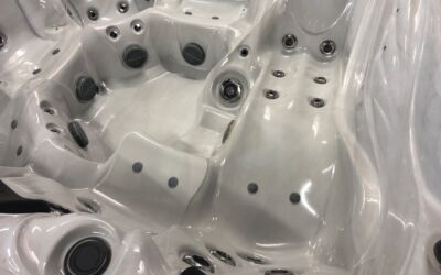 Evolution S2 Hot Tub