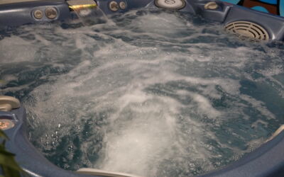 Jacuzzi J345 Hot Tub - 2008