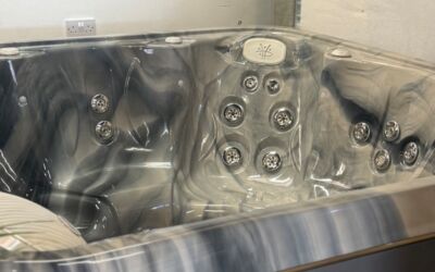 Hydropool Serenity 5900