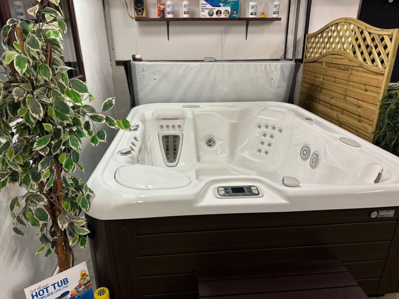 2017 Hotsprings Sovereign Hot TubHot Tub