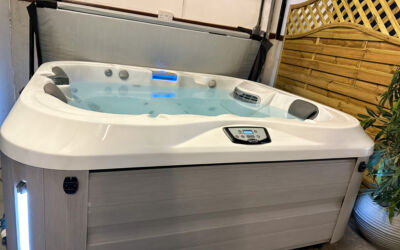 Jacuzzi J315IP 2020 - Current Model