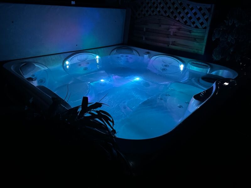 Hotsprings Relay (Light Brown)Hot Tub