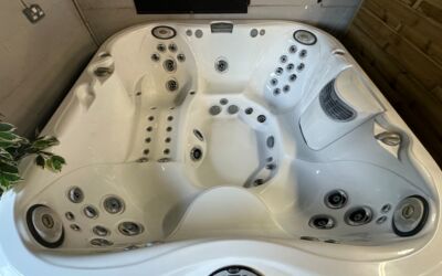 Jacuzzi J375