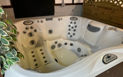 Jacuzzi J375