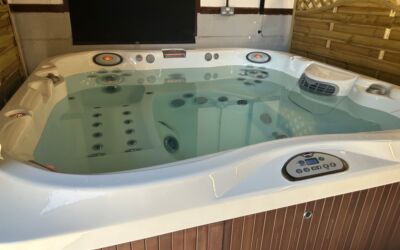 Jacuzzi J375