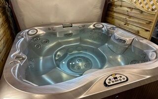 Jacuzzi J345 2015