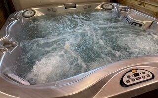 Jacuzzi J345 2015