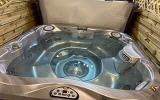 Jacuzzi J345 2015