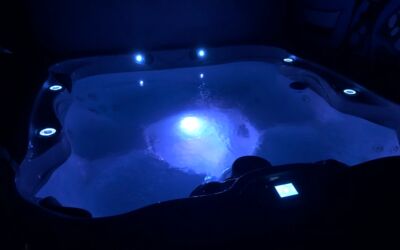 Evolution 7 Hot Tub