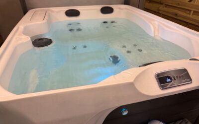 Freeflow azure 4-person Hot Tub
