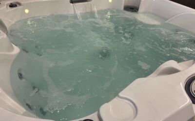 Jacuzzi J215 Hot Tub