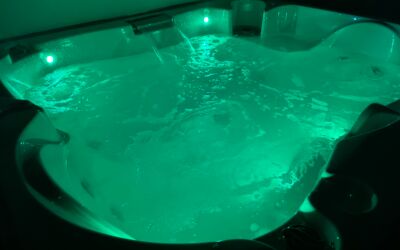 Jacuzzi J215 Hot Tub