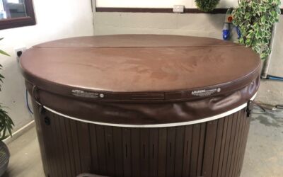 Jacuzzi J210