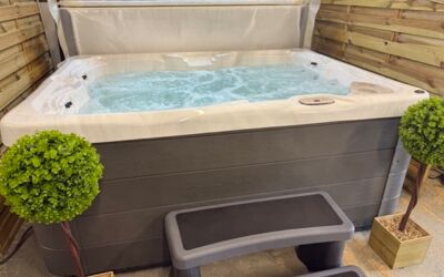 Hydrpool Serenity SE-4L Luxury 4 Person